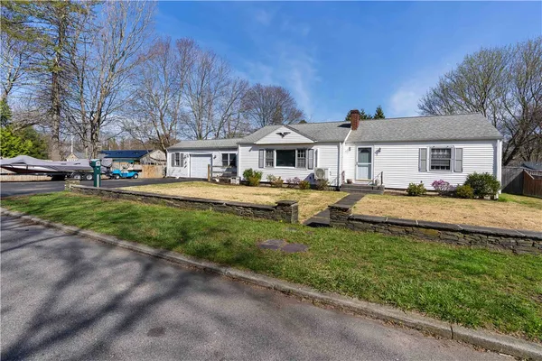 $549,000 | 11 Terrace Drive, Bristol, RI 02809