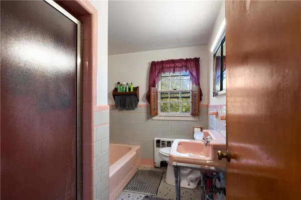 $549,000 | 11 Terrace Drive, Bristol, RI 02809