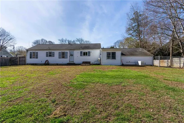 $549,000 | 11 Terrace Drive, Bristol, RI 02809