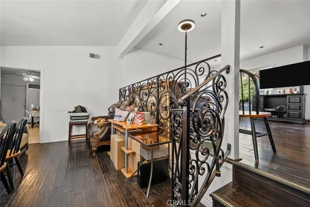 $1,250,000 | 3277 Longridge Terrace, Sherman Oaks, CA 91423