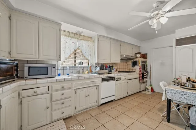 $1,250,000 | 3277 Longridge Terrace, Sherman Oaks, CA 91423