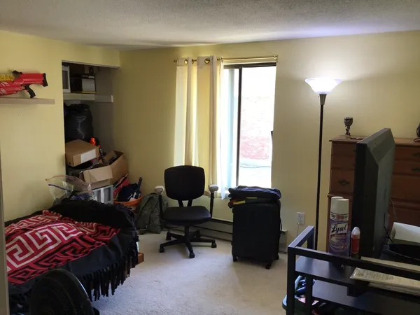 $2,450 | 15 Foundry Street, Unit C30, Easton, MA 02375