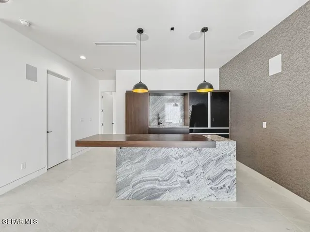 $1,299,999 | 406 Del Rio View Drive, El Paso, TX 79932