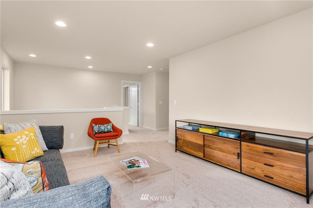 323 Southwest 3rd Court, Unit 11 Renton, WA 98057 - Photo 12 of 29