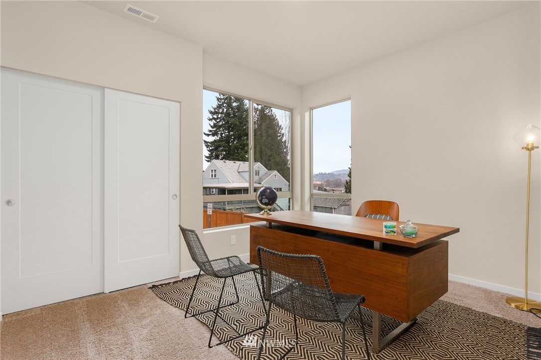 323 Southwest 3rd Court, Unit 11 Renton, WA 98057 - Photo 24 of 29