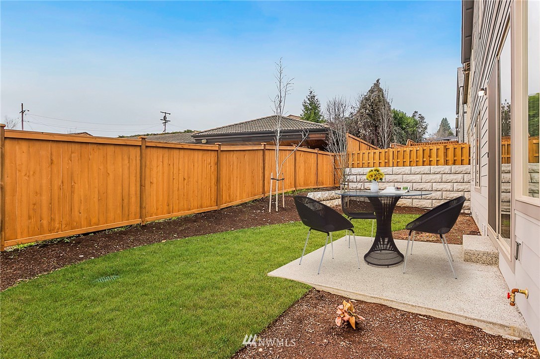 323 Southwest 3rd Court, Unit 11 Renton, WA 98057 - Photo 27 of 29