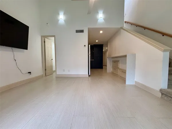 $1,400 | 12900 Walden Road, Unit 508E, Montgomery, TX 77356