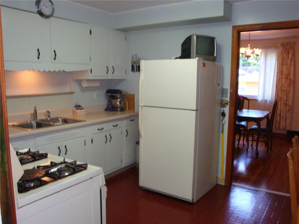 108 Rutledge Drive Fox Chapel, PA 15215 - Photo 11 of 24 Gallery Image 11