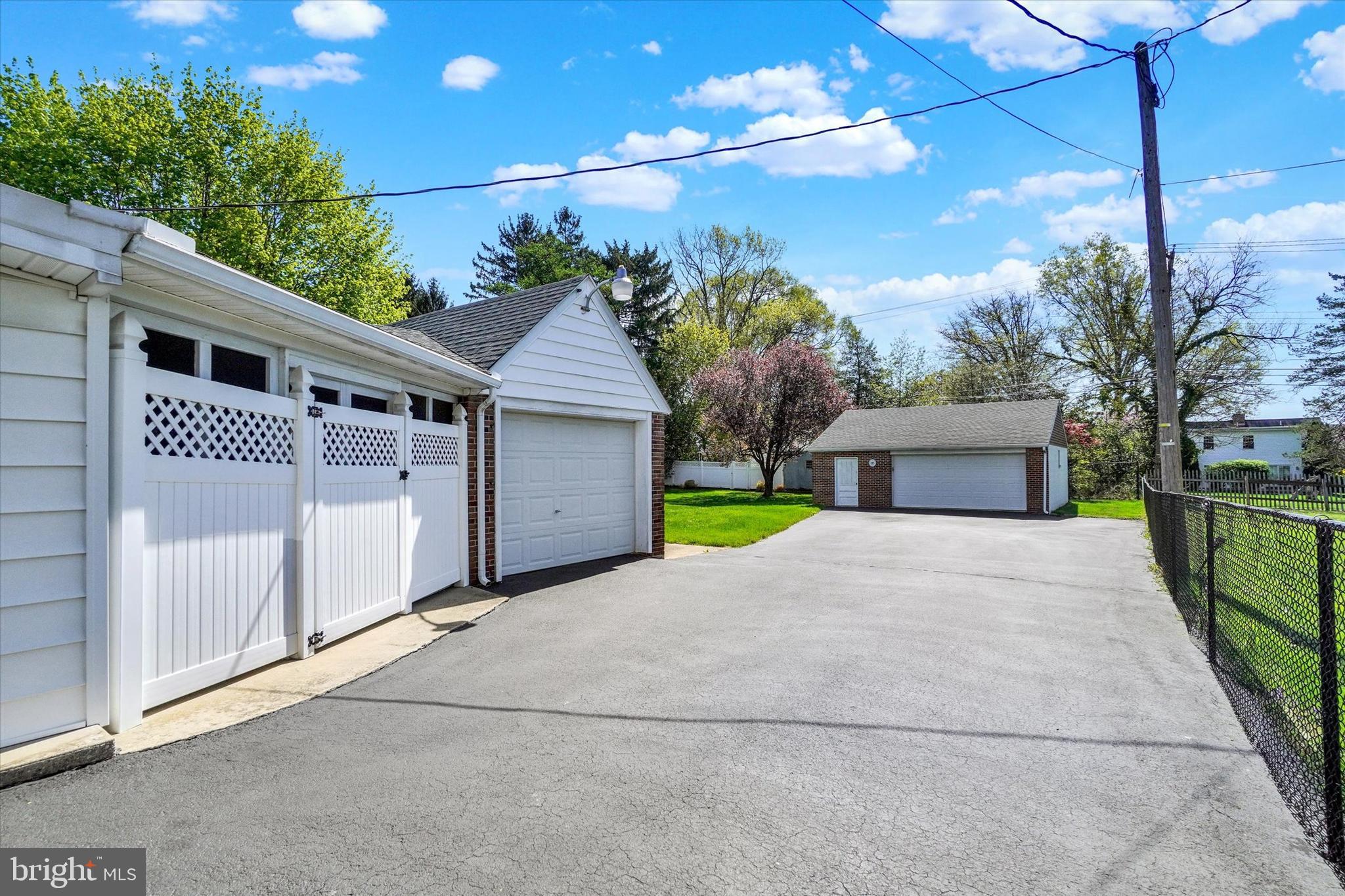 428 Edgehill Road York, PA 17403 - Photo 3 of 27 a house view with a outdoor space