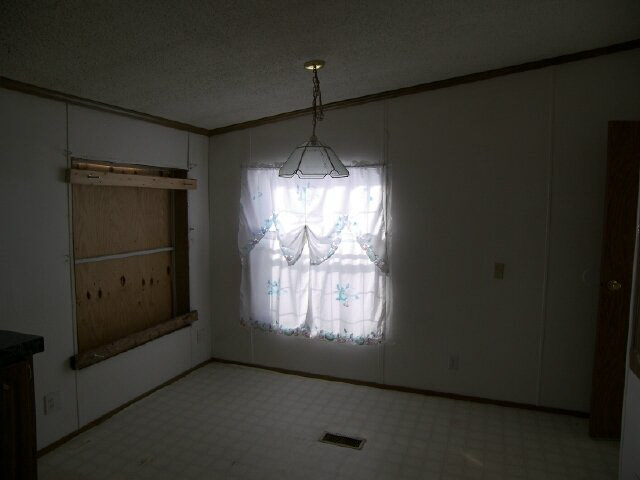 9396 East Adams Road, Unit RIDINGER Pierceton, IN 46562 - Photo 14 of 25 Gallery Image 14