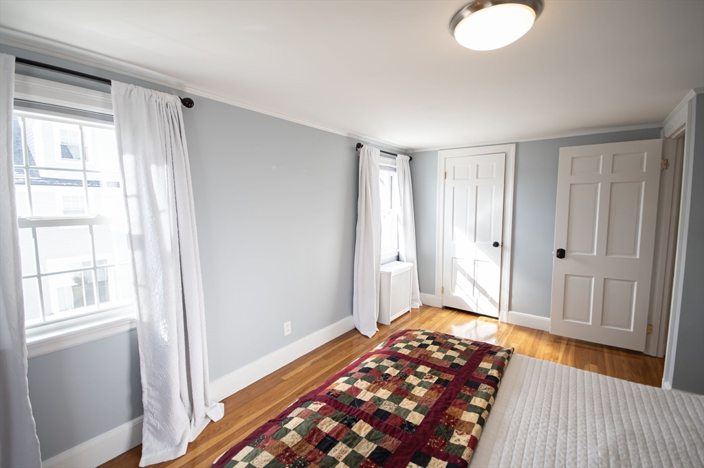 27 Little Pond Road Belmont, MA 02478 - Photo 21 of 42