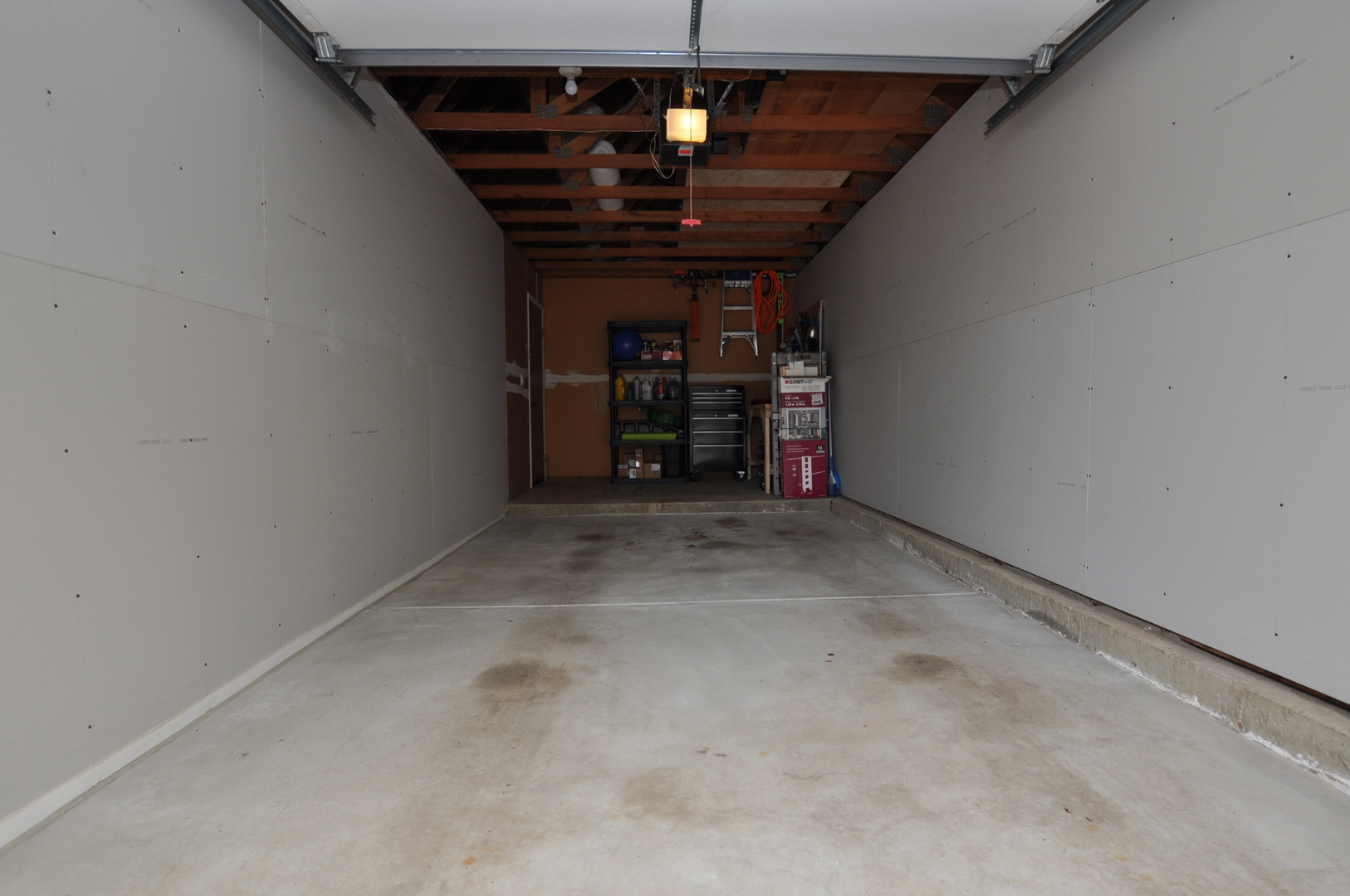 216 Deerpath Court, Unit D1 Schaumburg, IL 60193 - Photo 15 of 16