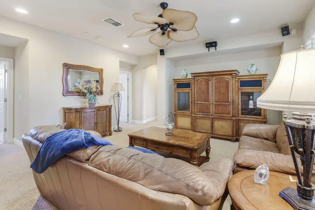 $1,099,000 | 33426 Canvas Back Street, Woodland, CA 95695