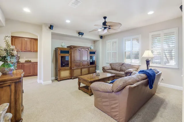 $1,099,000 | 33426 Canvas Back Street, Woodland, CA 95695