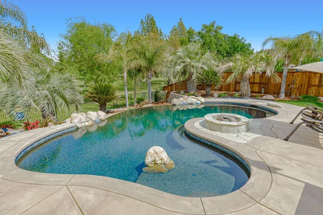 $1,099,000 | 33426 Canvas Back Street, Woodland, CA 95695