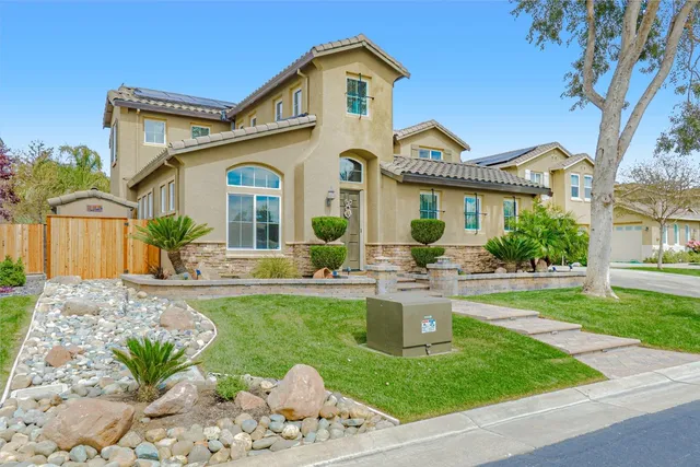 $1,099,000 | 33426 Canvas Back Street, Woodland, CA 95695