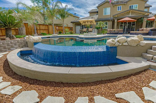 $1,099,000 | 33426 Canvas Back Street, Woodland, CA 95695