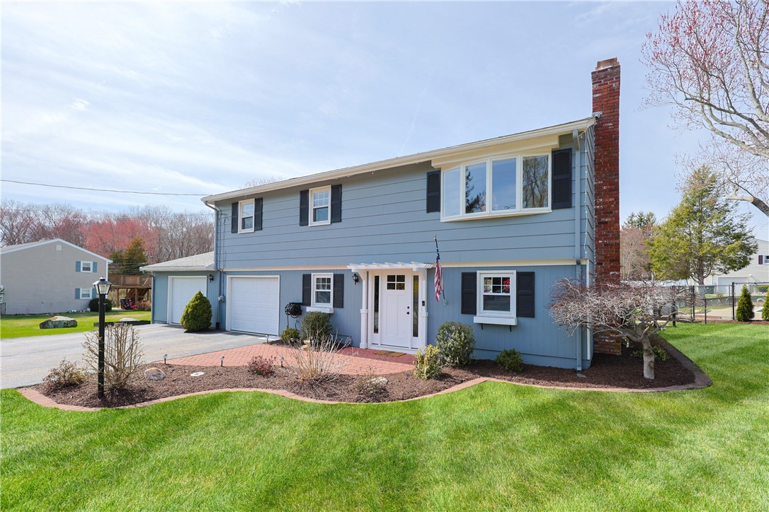451 Mendon Road North Smithfield, RI 02896 - Photo 1 of 37