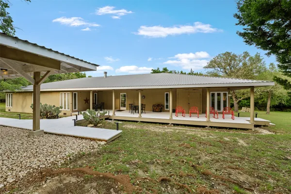 $675,000 | 212 County Road 229, Briggs, TX 78608