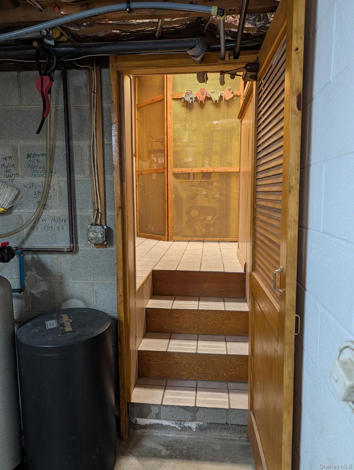 4 Irene Court Fishkill, NY 12524 - Photo 37 of 46 View of mudroom from workroom