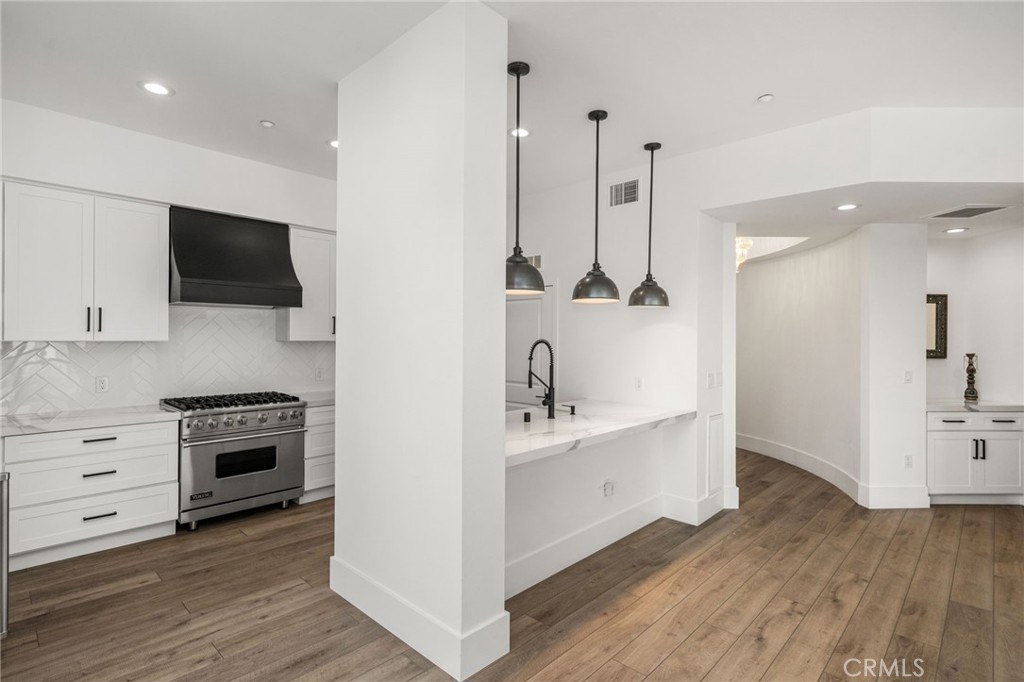 402 Rockefeller, Unit 315 Irvine, CA 92612 - Photo 11 of 47 Gallery Image 11