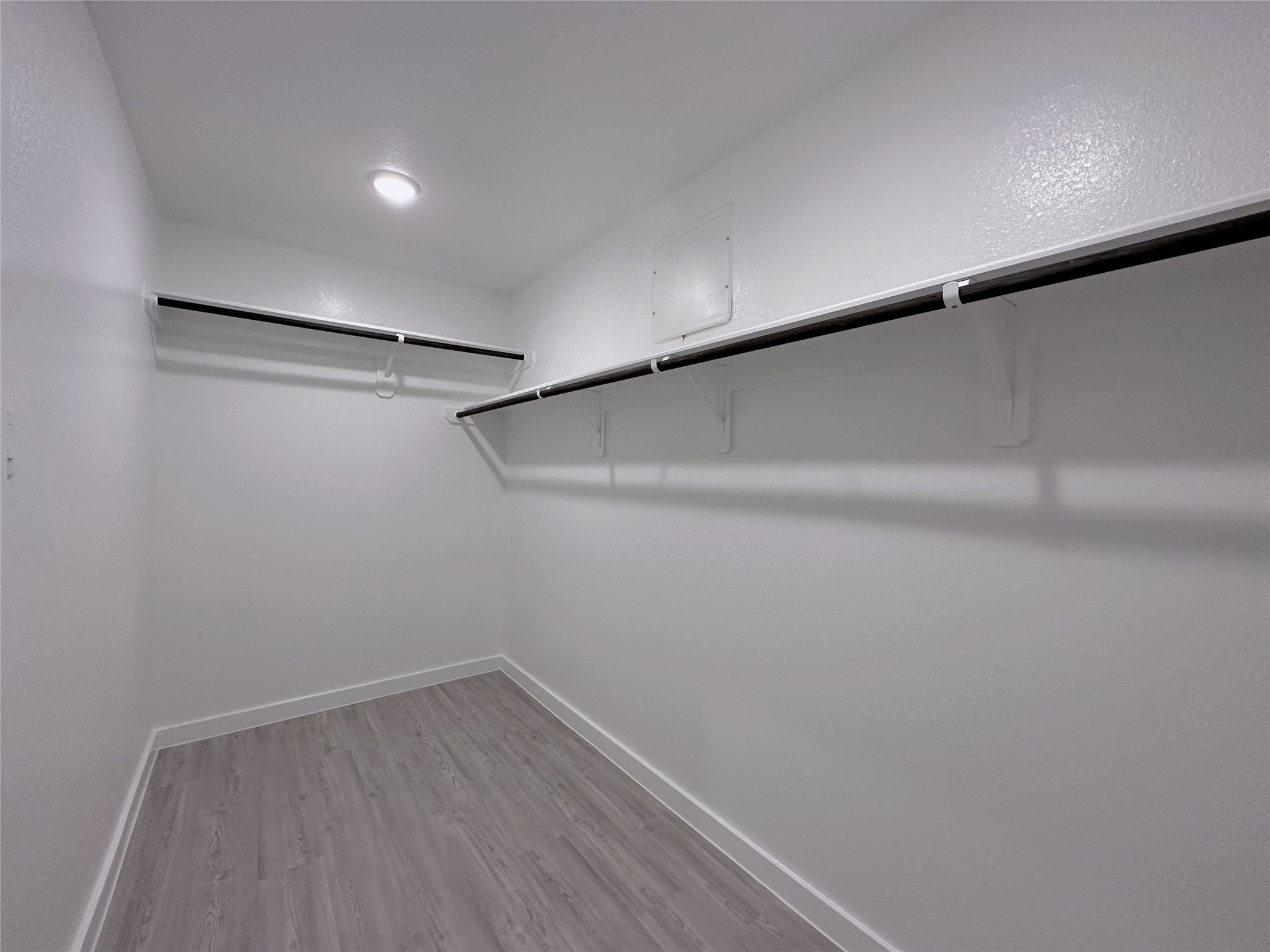 5835 Sunrise Btm Lane Fulshear, TX 77441 - Photo 11 of 22 a view of an empty room