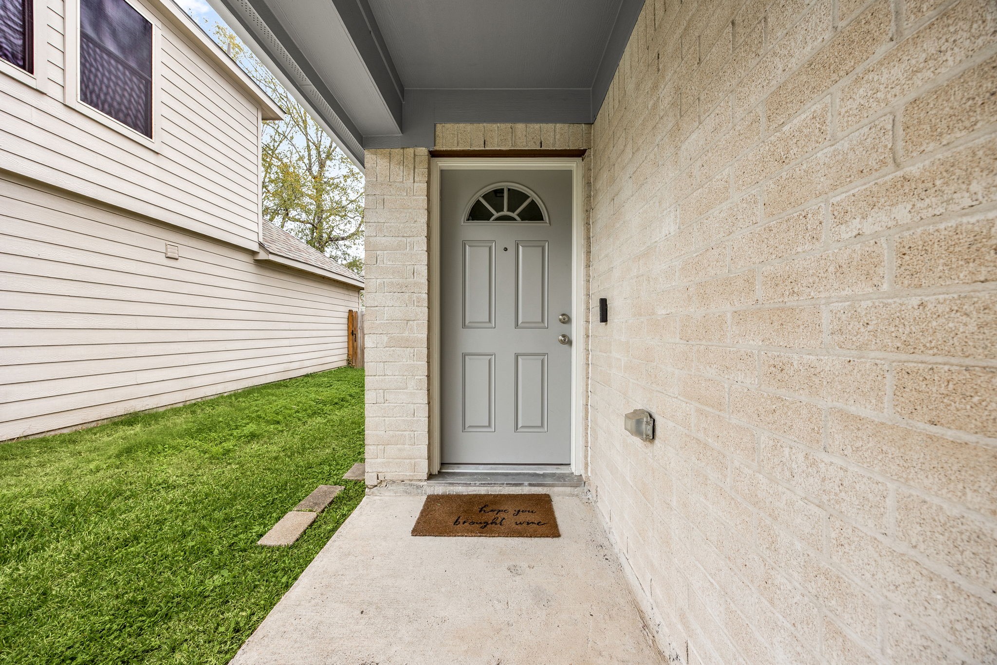 16945 Scenic Knoll Conroe, TX 77385 - Photo 7 of 39 a view of entryway with garden