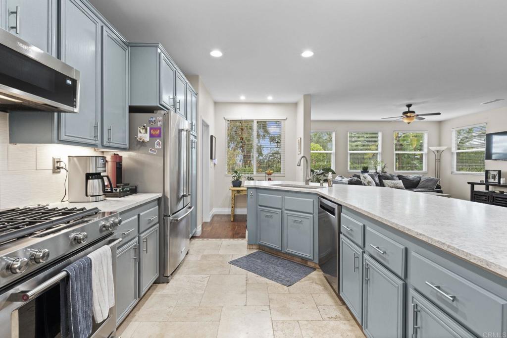 4998 Verona Street Oceanside, CA 92056 - Photo 11 of 42