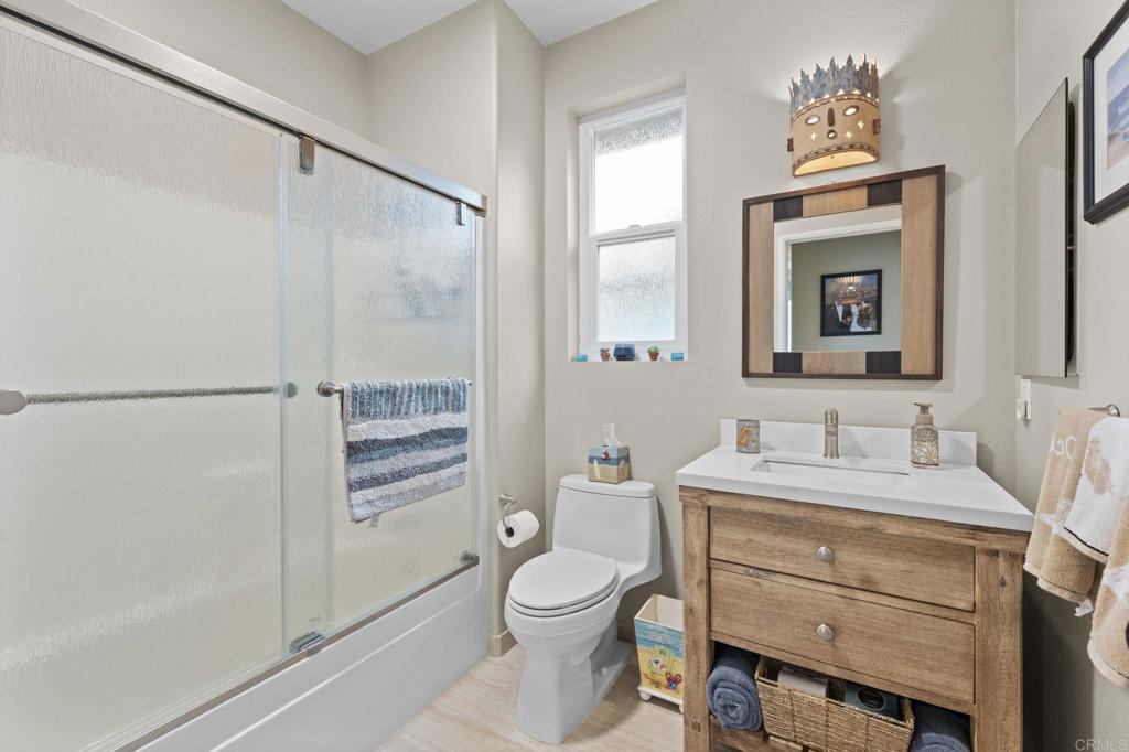 4998 Verona Street Oceanside, CA 92056 - Photo 17 of 42 Main Level bath