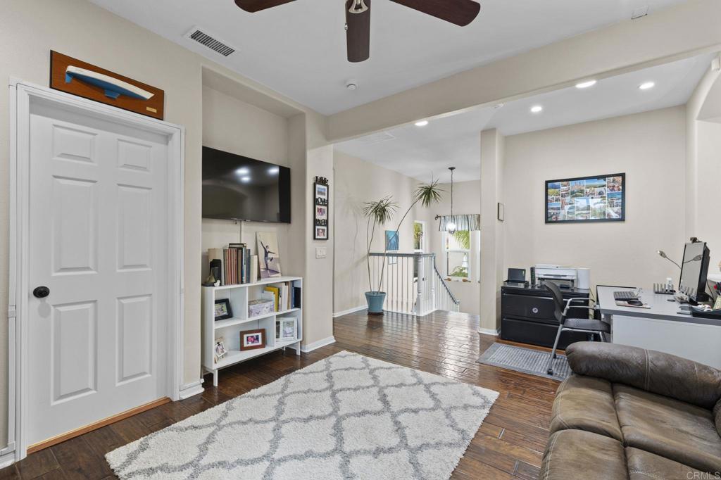 4998 Verona Street Oceanside, CA 92056 - Photo 18 of 42 Office/Den