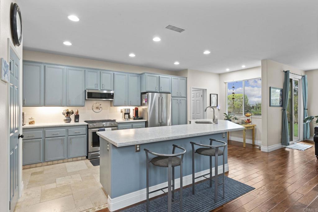 4998 Verona Street Oceanside, CA 92056 - Photo 8 of 42 Kitchen