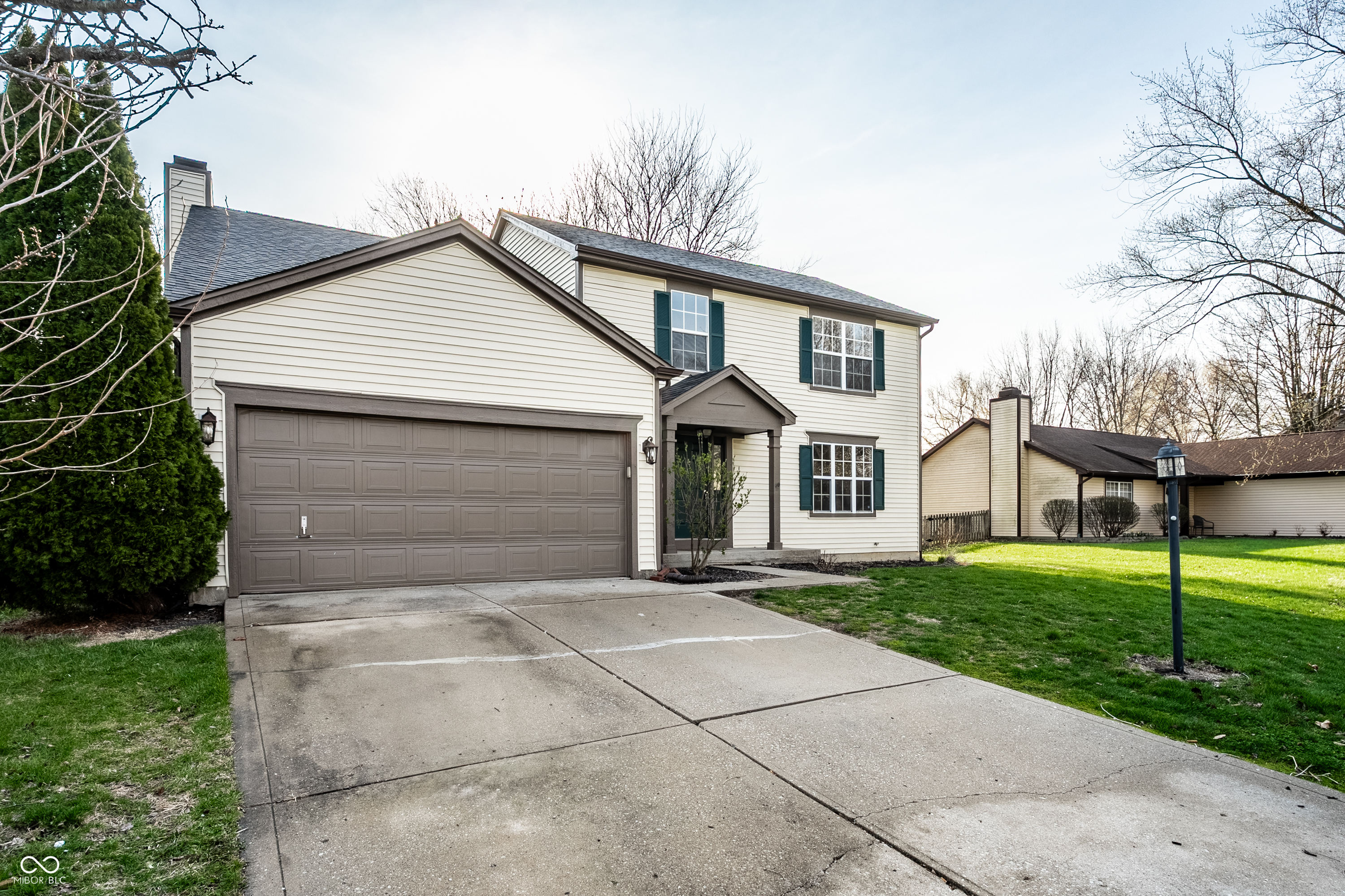 12559 Bentley Boulevard Fishers, IN 46038 - Photo 3 of 43