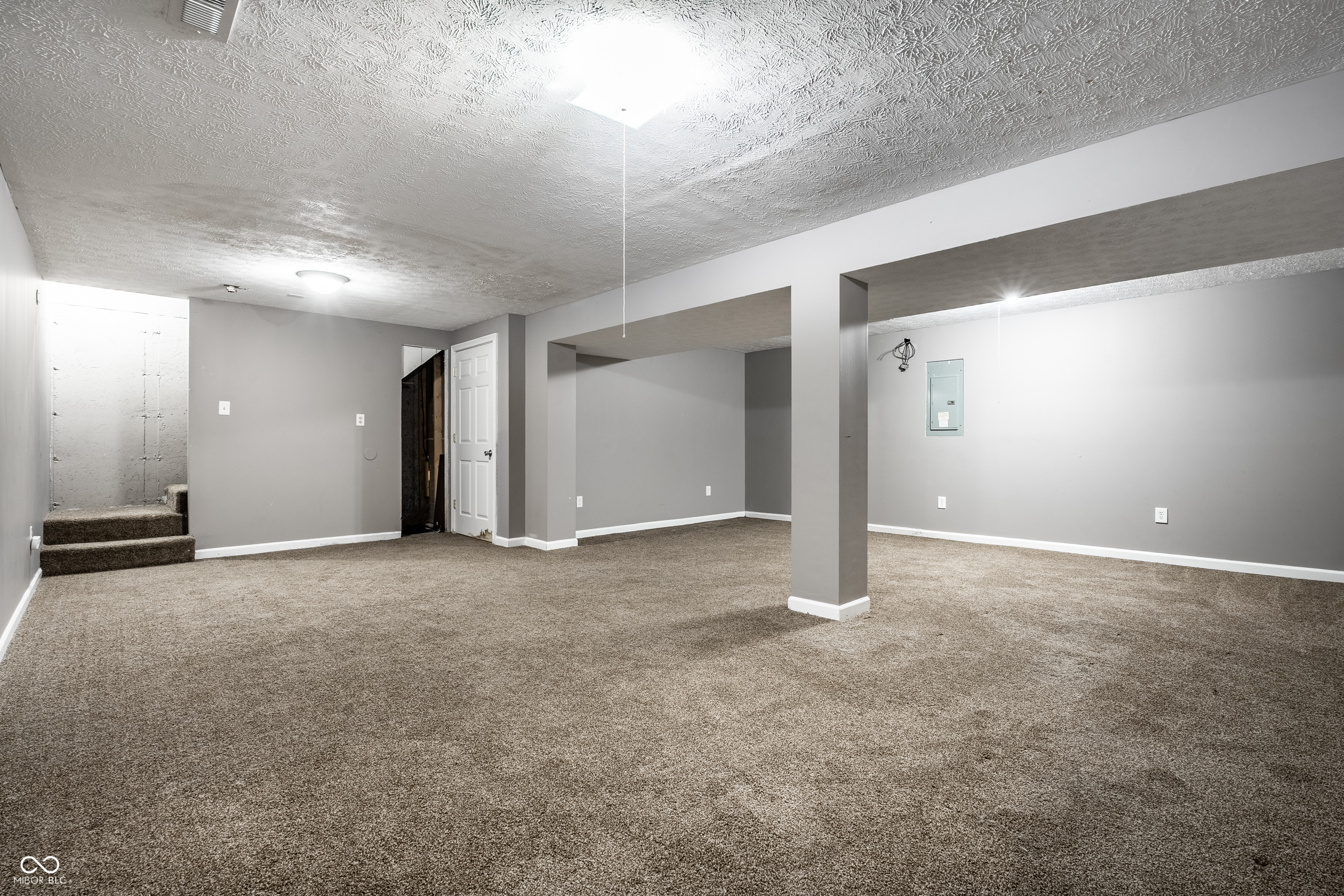 12559 Bentley Boulevard Fishers, IN 46038 - Photo 33 of 43