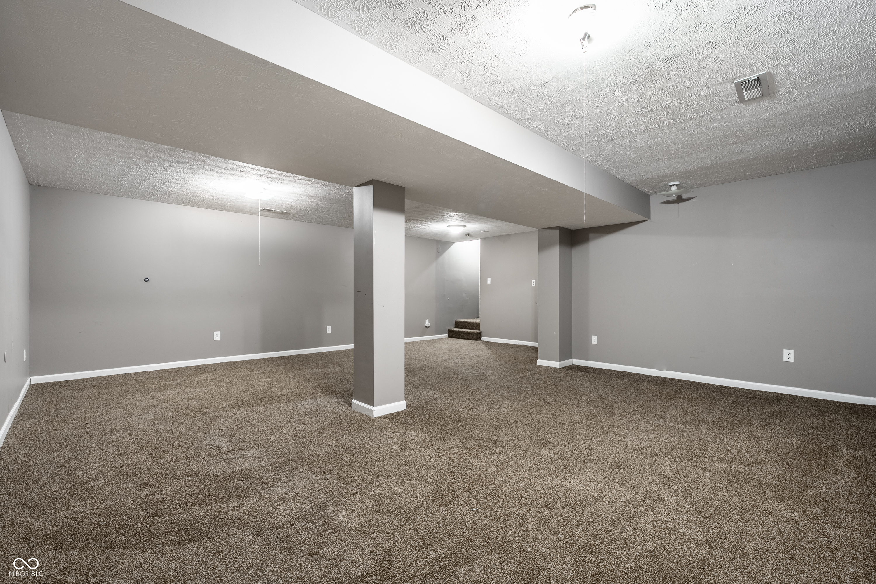 12559 Bentley Boulevard Fishers, IN 46038 - Photo 34 of 43