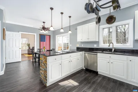 $445,000 | 49 Kiowa Lane, Palmyra, VA 22963