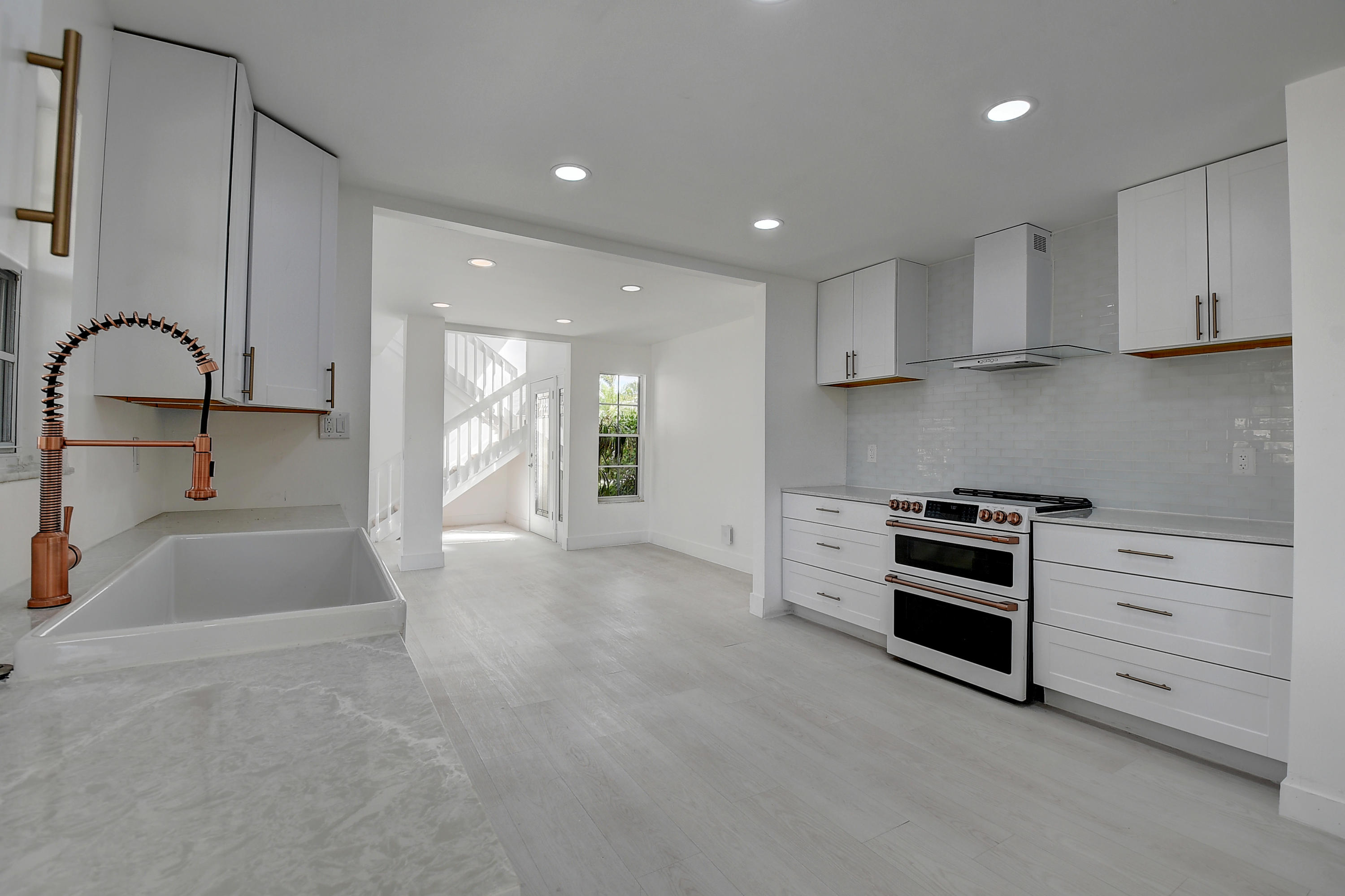 5128 Coronado Ridge Boca Raton, FL 33486 - Photo 18 of 44 KITCHEN