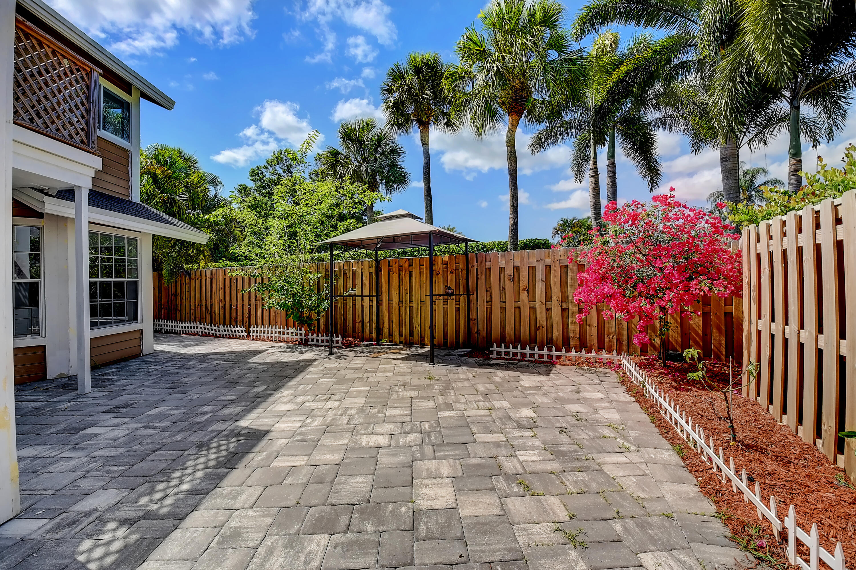 5128 Coronado Ridge Boca Raton, FL 33486 - Photo 42 of 44 PRIVAE BACKYARD8)