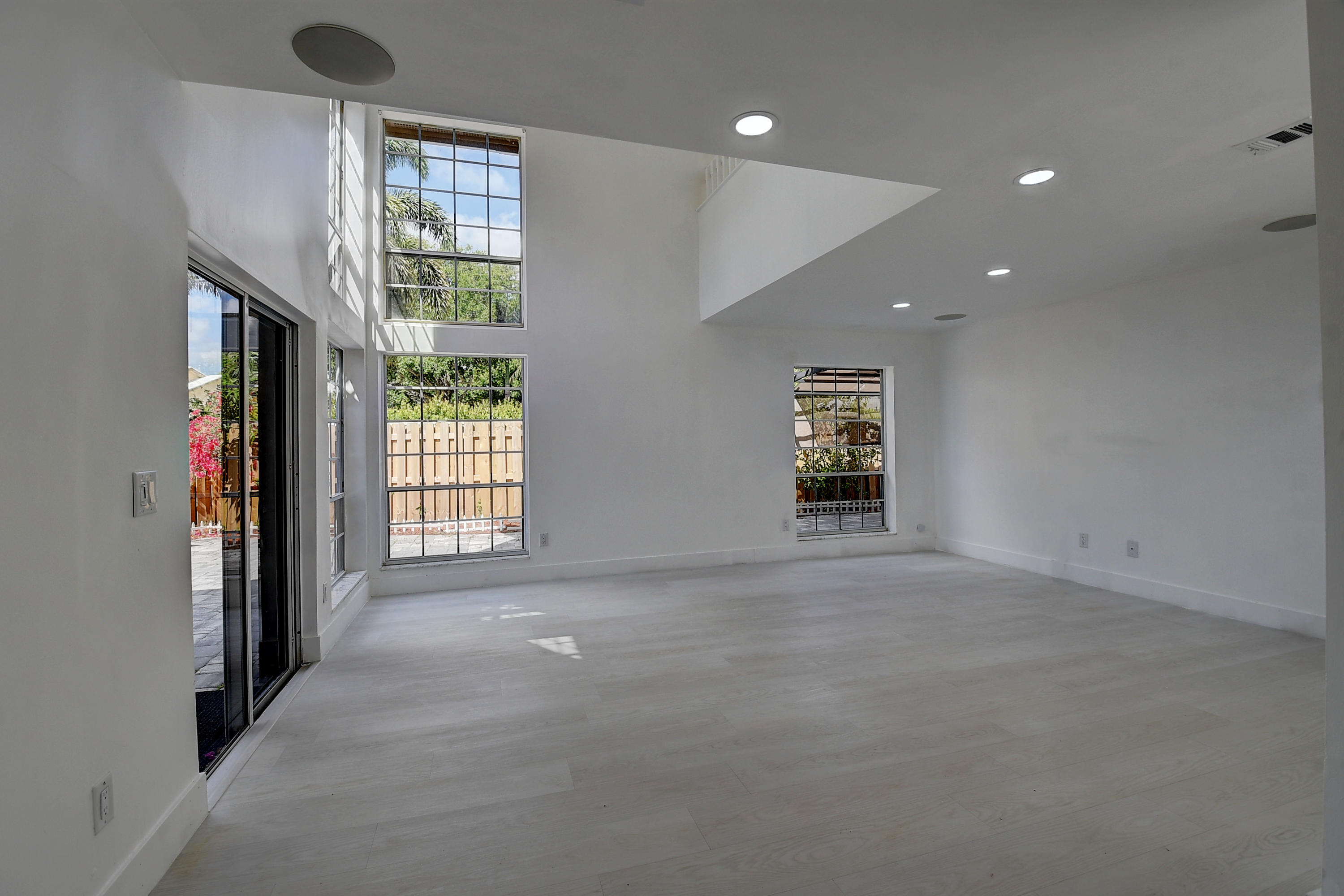 5128 Coronado Ridge Boca Raton, FL 33486 - Photo 7 of 44 GREAT ROOM05_virtuals1 (5)