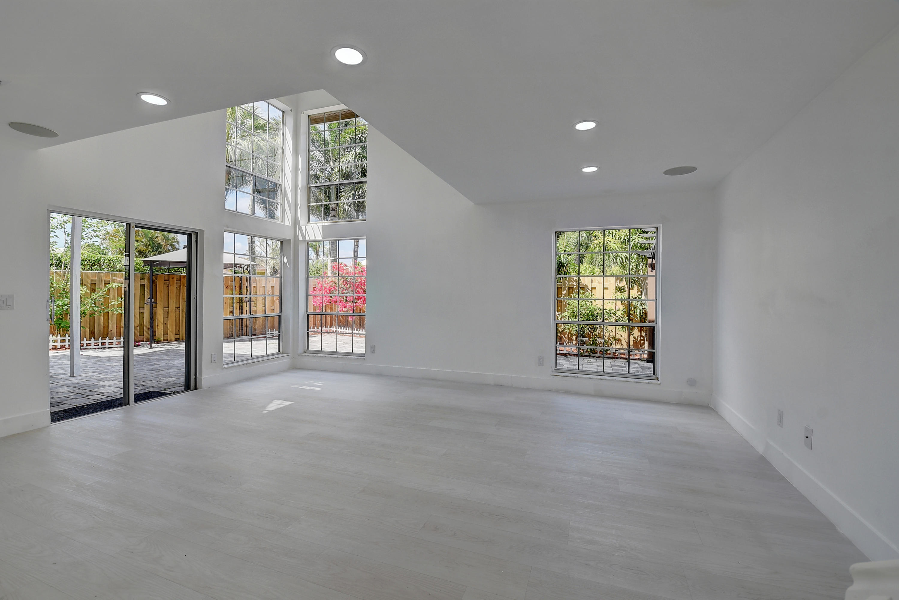 5128 Coronado Ridge Boca Raton, FL 33486 - Photo 8 of 44 GREAT ROOM