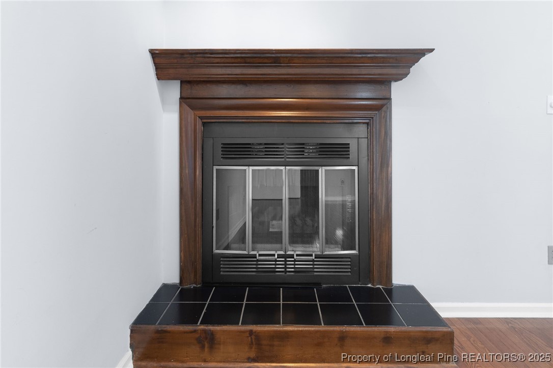 484 Lands End Road Fayetteville, NC 28314 - Photo 23 of 41 a stove top oven sitting inside of a kitchen