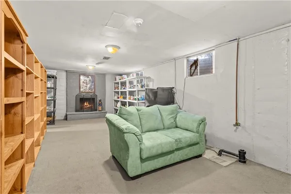 $190,000 | 8917 East 58th Street, Raytown, MO 64133