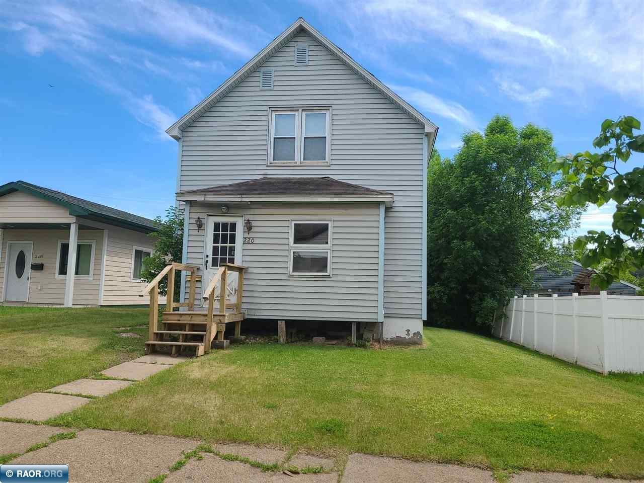 220 South 12th Street Virginia, MN 55792 - Photo 1 of 17
