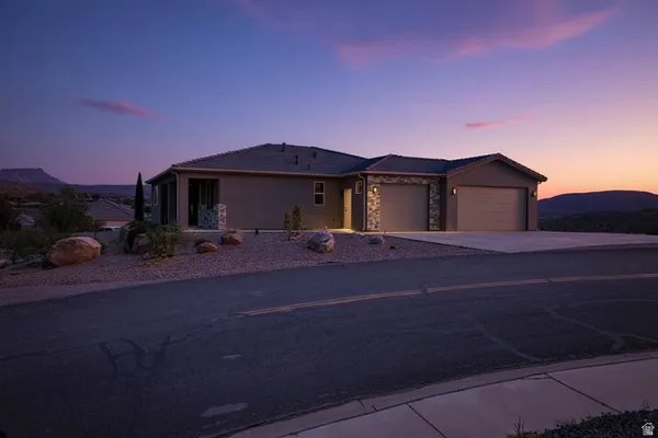 $729,000 | 217 West Terrace Circle, Toquerville, UT 84774