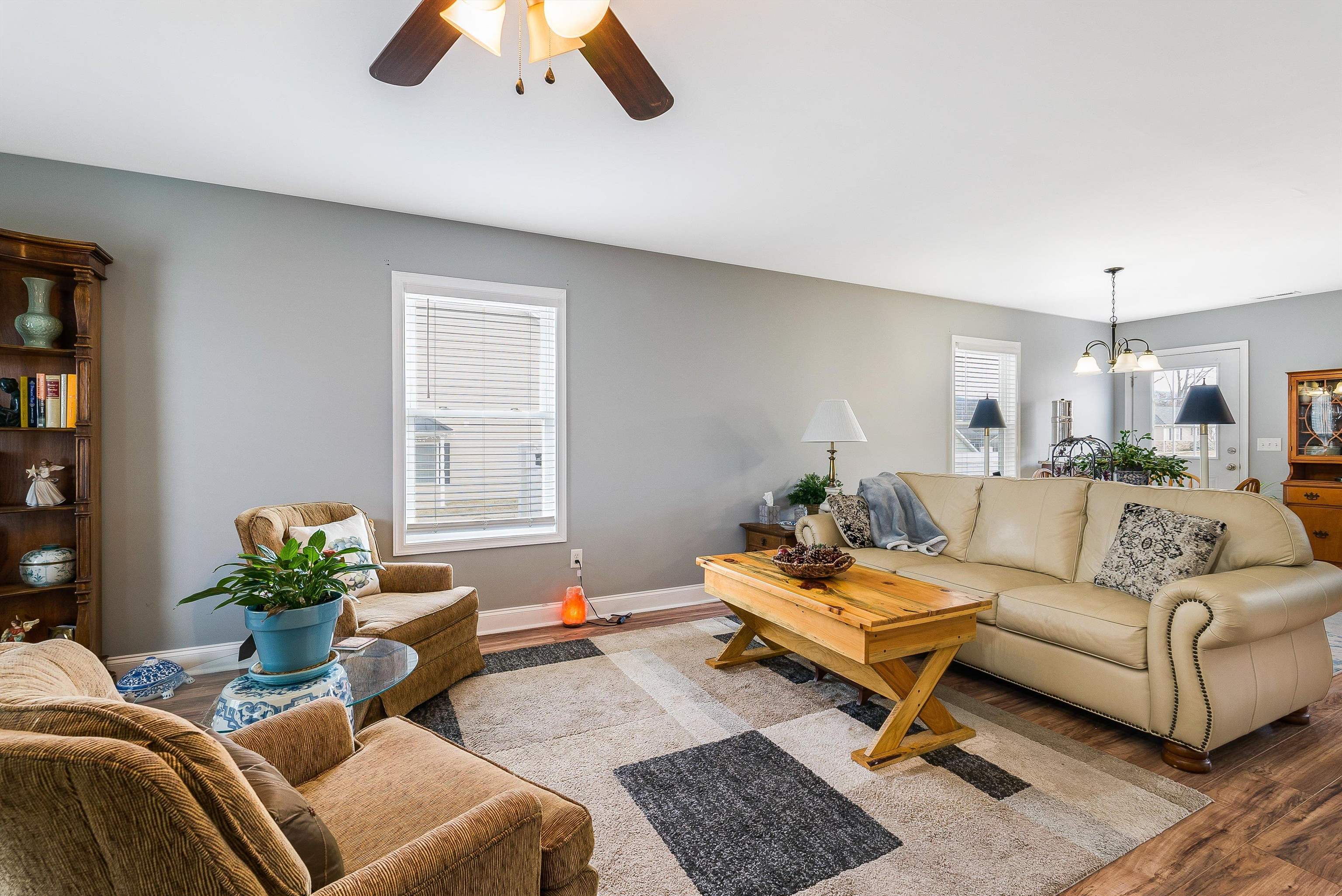 812 Carson Circle Grottoes, VA 24441 - Photo 5 of 30