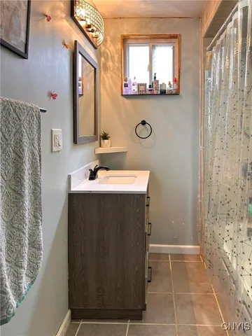 $129,000 | 528 Jefferson Avenue, Utica, NY 13501