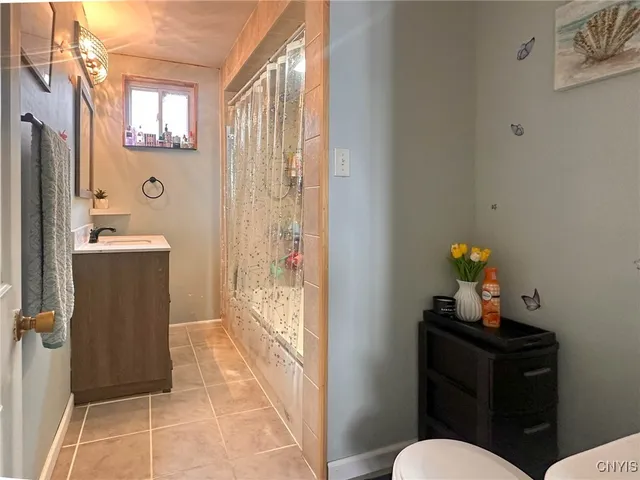 $129,000 | 528 Jefferson Avenue, Utica, NY 13501