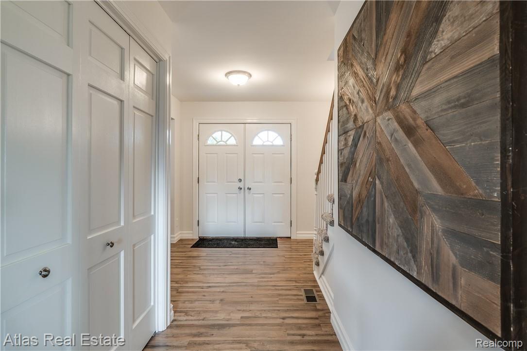 11022 Hegel Road Goodrich, MI 48438 - Photo 55 of 78 Interiors (31 of 55).jpg