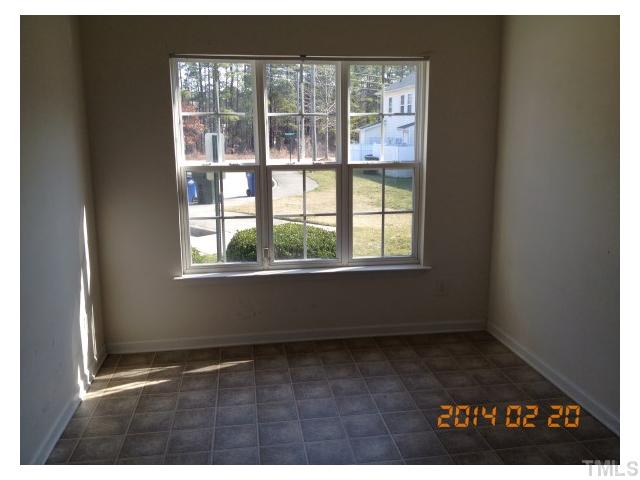 1722 Talon Ridge Way Raleigh, NC 27610 - Photo 2 of 11 Gallery Image 2