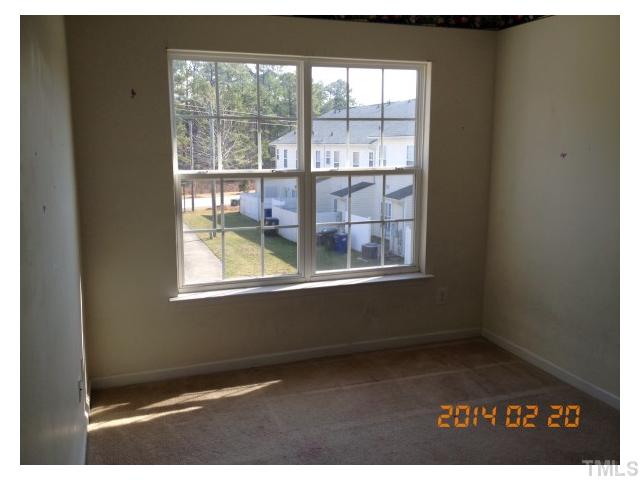 1722 Talon Ridge Way Raleigh, NC 27610 - Photo 6 of 11 Gallery Image 6
