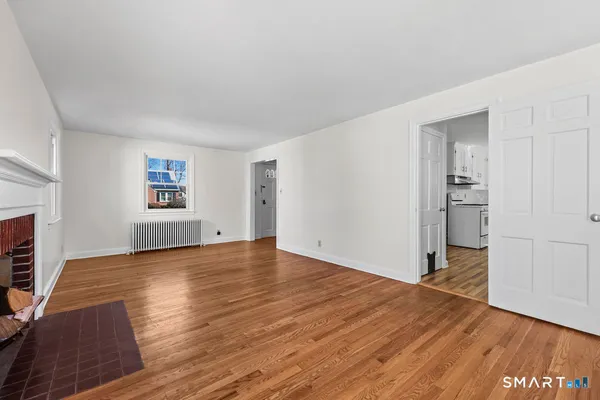 $385,000 | 69 Edgemere Avenue, West Hartford, CT 06110